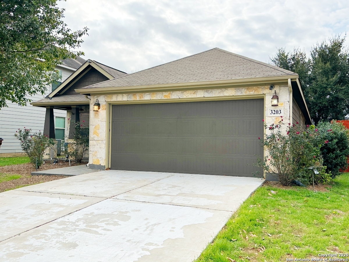 3203 Candleside Drive San Antonio TX 78244