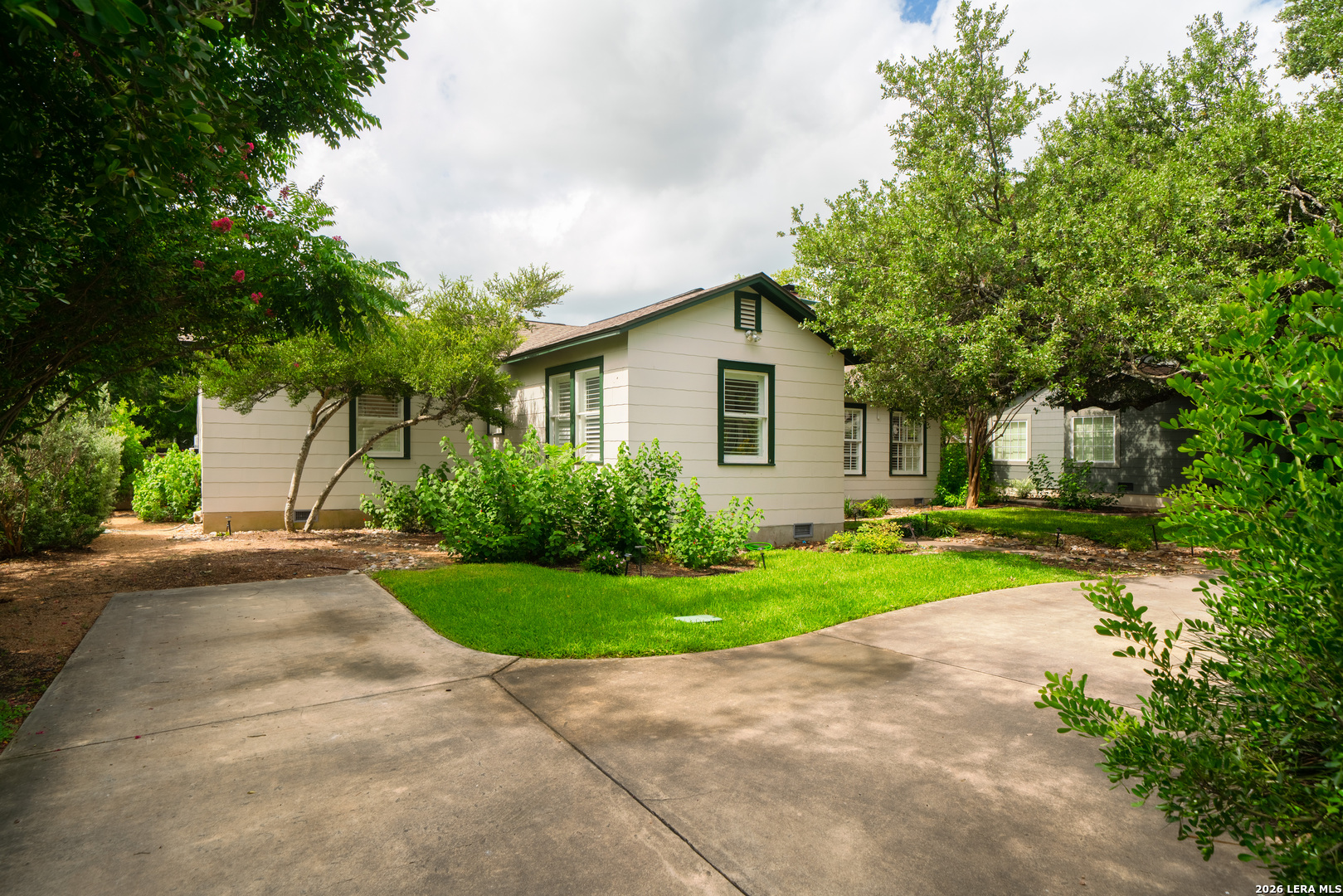 180 Claywell Drive Alamo Heights TX 78209