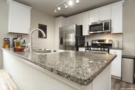 4231 Mesa Cove San Antonio TX 78237