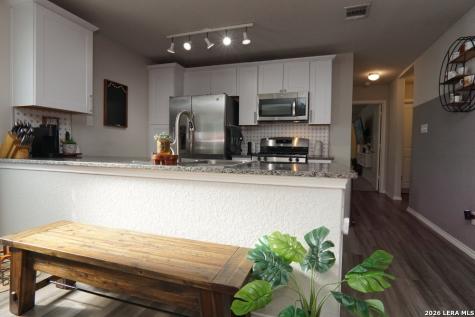 4231 Mesa Cove San Antonio TX 78237