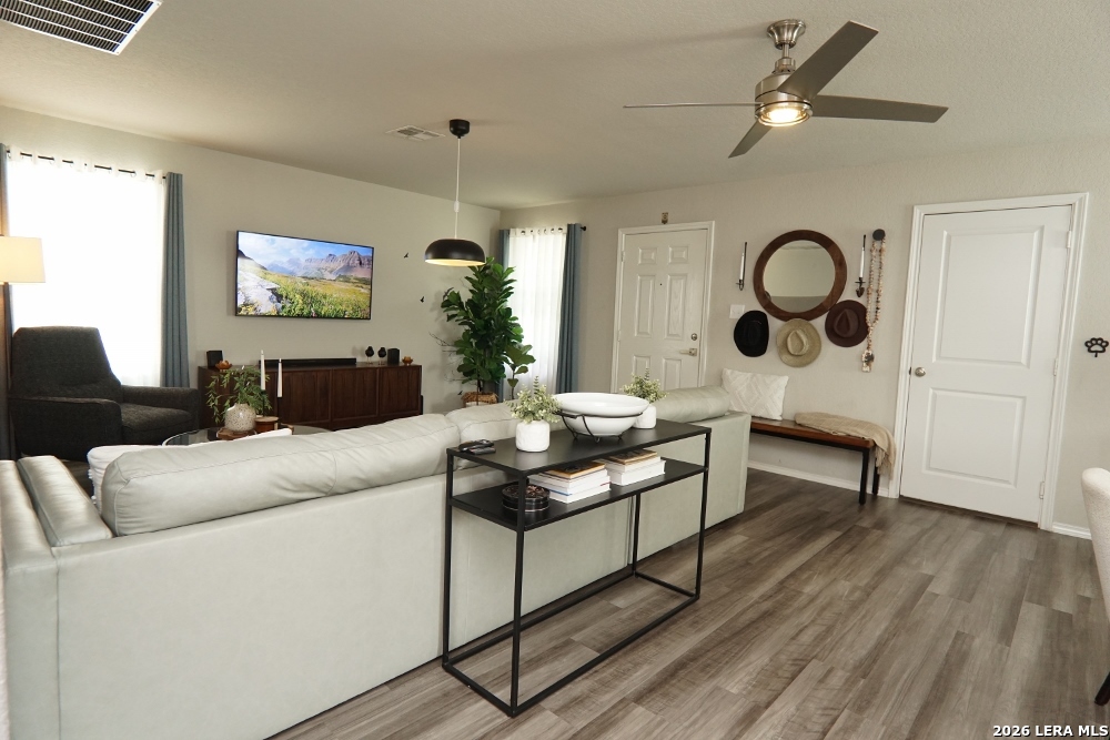 4231 Mesa Cove San Antonio TX 78237