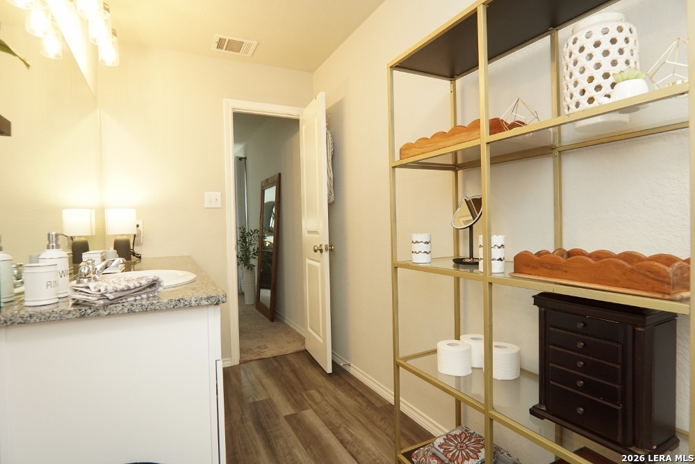 4231 Mesa Cove San Antonio TX 78237