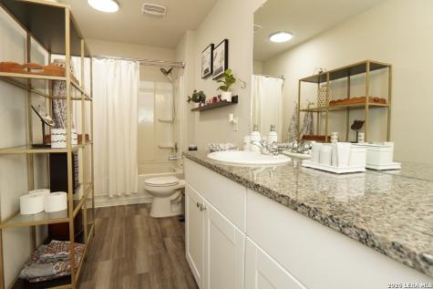 4231 Mesa Cove San Antonio TX 78237