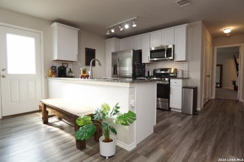 4231 Mesa Cove San Antonio TX 78237