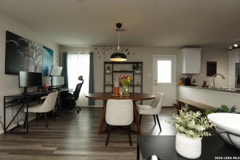 4231 Mesa Cove San Antonio TX 78237