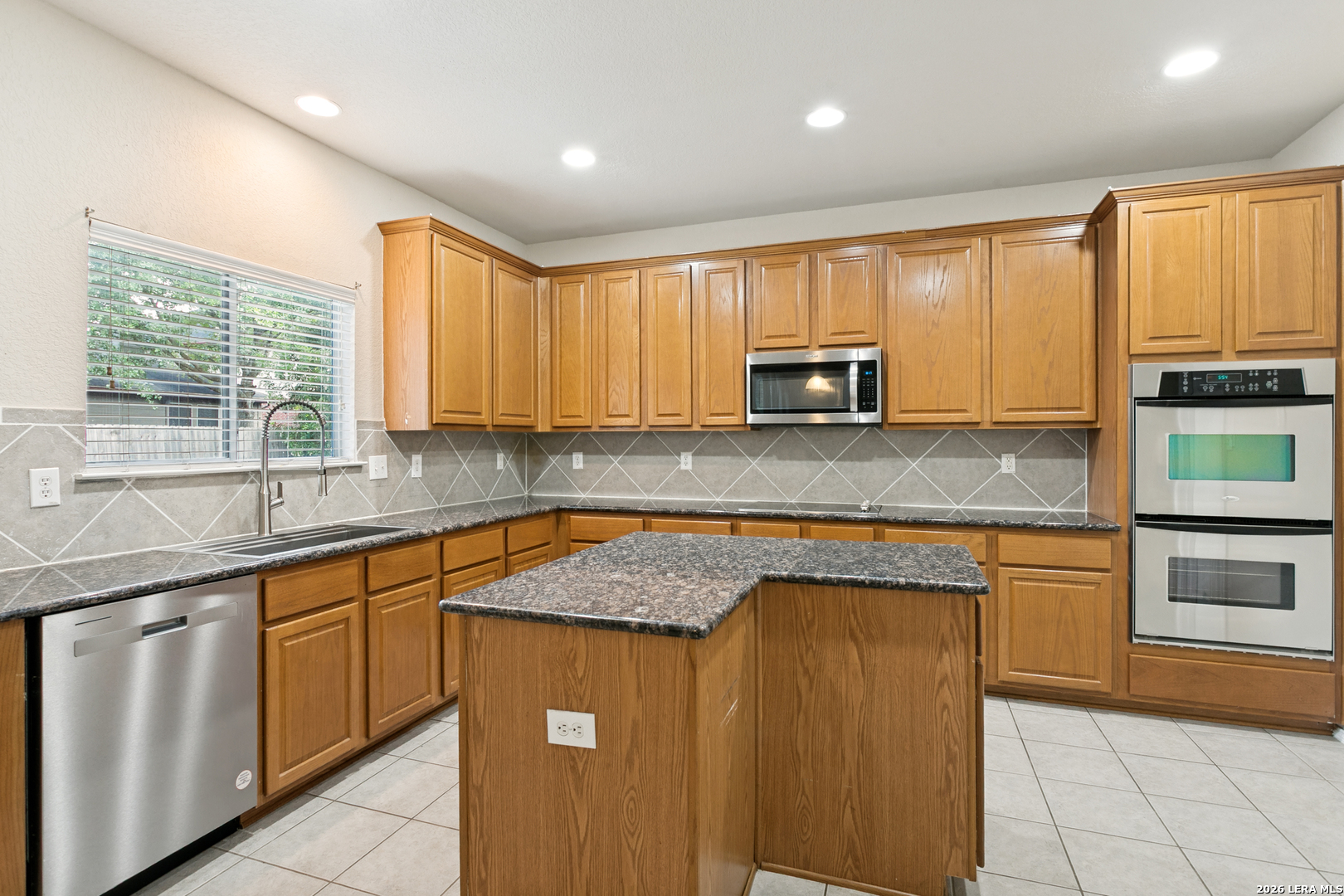 404 Circle Star Road Schertz TX 78154