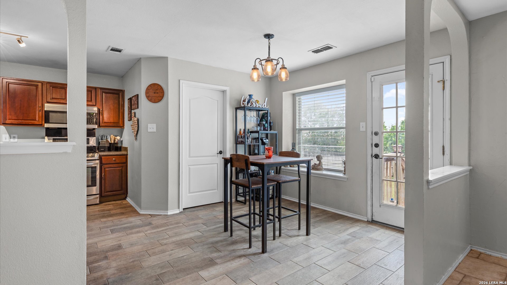 1015 Tiger Path San Antonio TX 78251