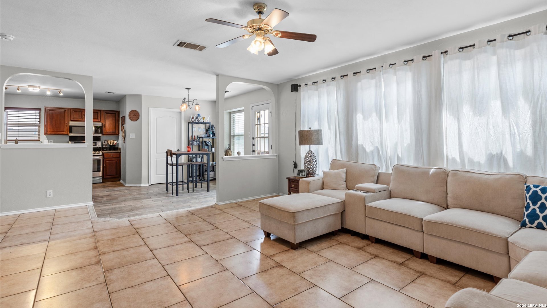 1015 Tiger Path San Antonio TX 78251