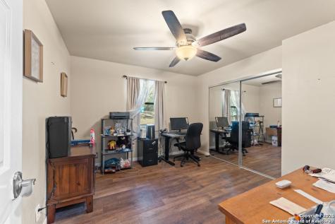 277 W Bear Springs Pipe Creek TX 78063