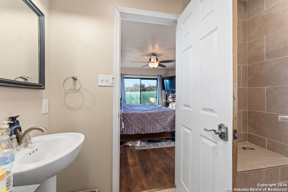 277 W Bear Springs Pipe Creek TX 78063
