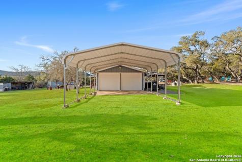 277 W Bear Springs Pipe Creek TX 78063
