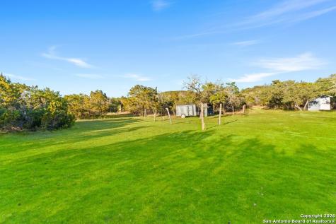 277 W Bear Springs Pipe Creek TX 78063