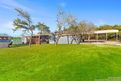 277 W Bear Springs Pipe Creek TX 78063