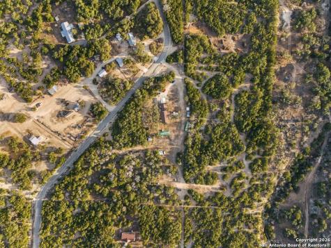 277 W Bear Springs Pipe Creek TX 78063