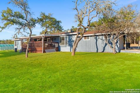 277 W Bear Springs Pipe Creek TX 78063