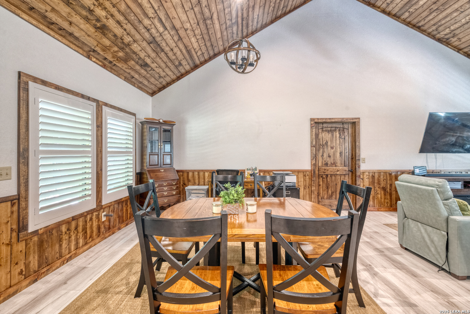 863 Flatrock Circle Leakey TX 78873