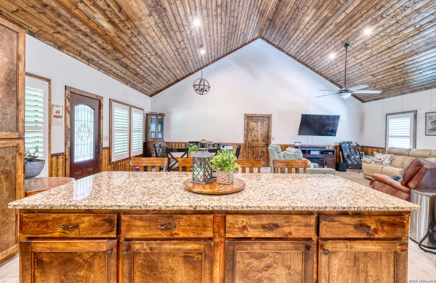 863 Flatrock Circle Leakey TX 78873
