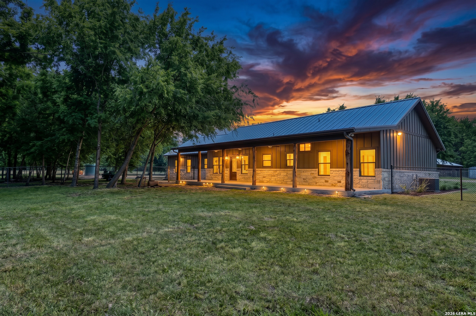 863 Flatrock Circle Leakey TX 78873