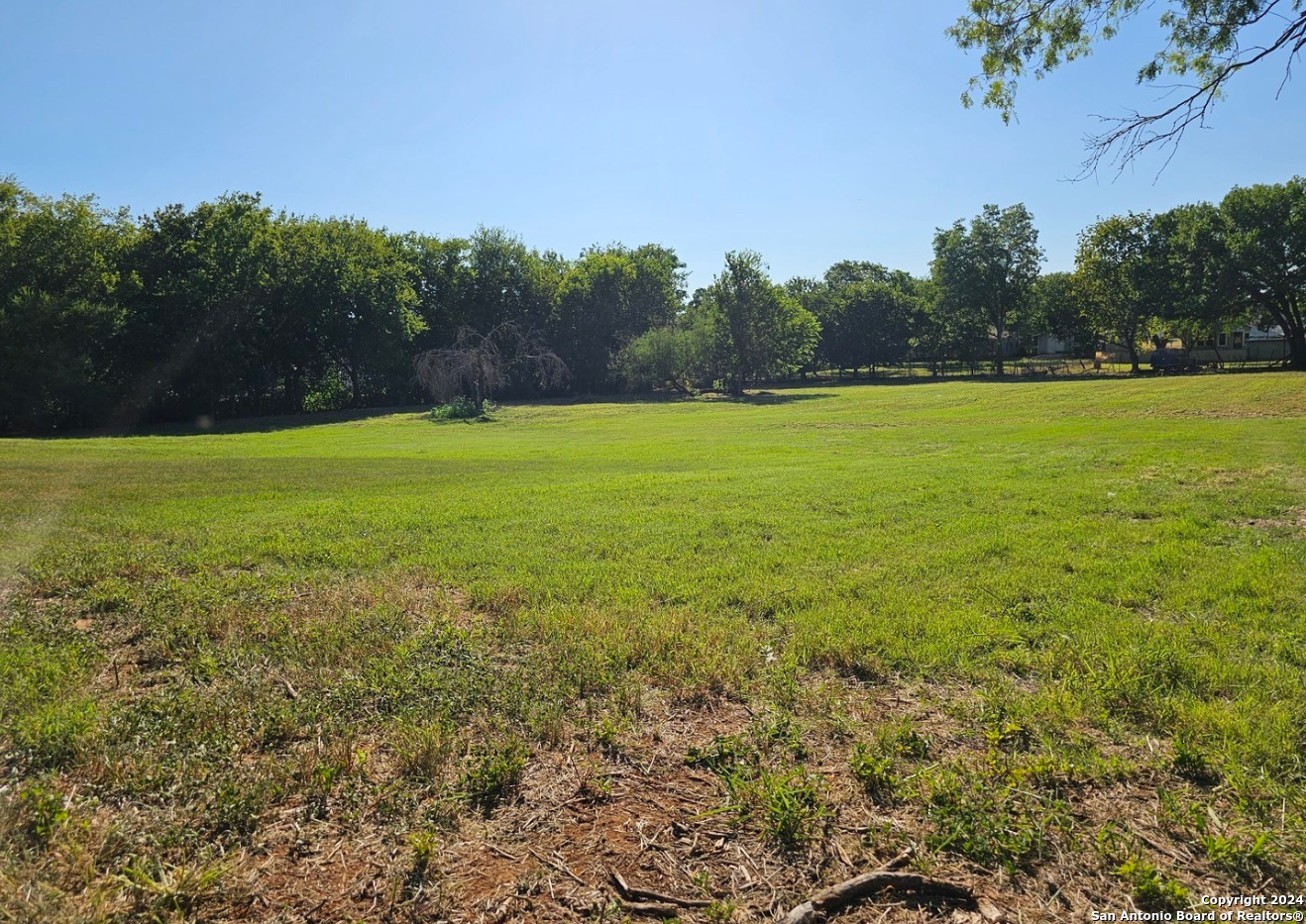 1593 11th Street Floresville TX 78114
