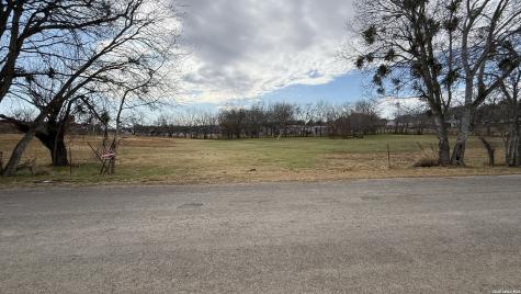 1593 11th Street Floresville TX 78114