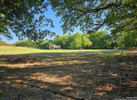 1593 11th Street Floresville TX 78114