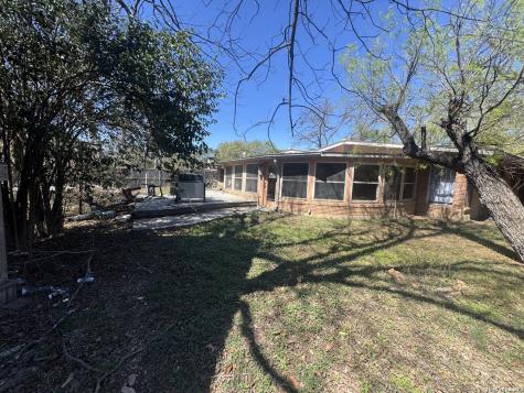 100 Riviera Drive Castle Hills TX 78213