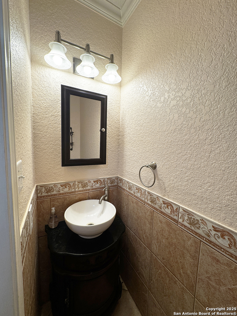 21427 Bubbling San Antonio TX 78259