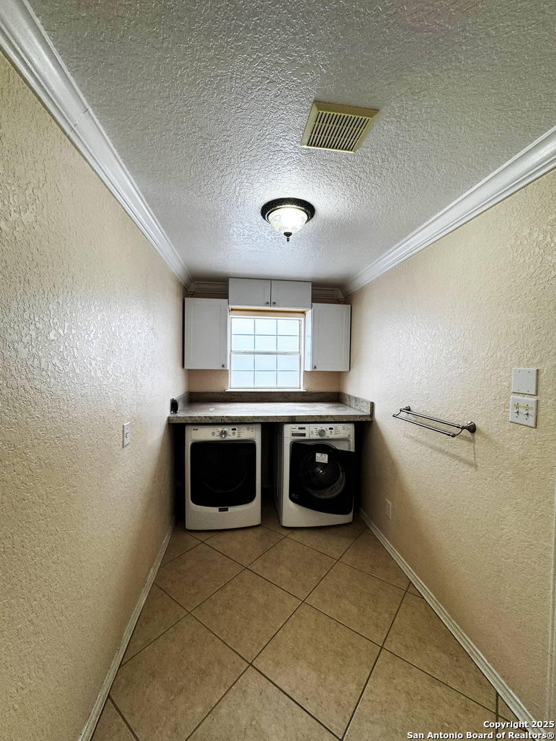 21427 Bubbling San Antonio TX 78259