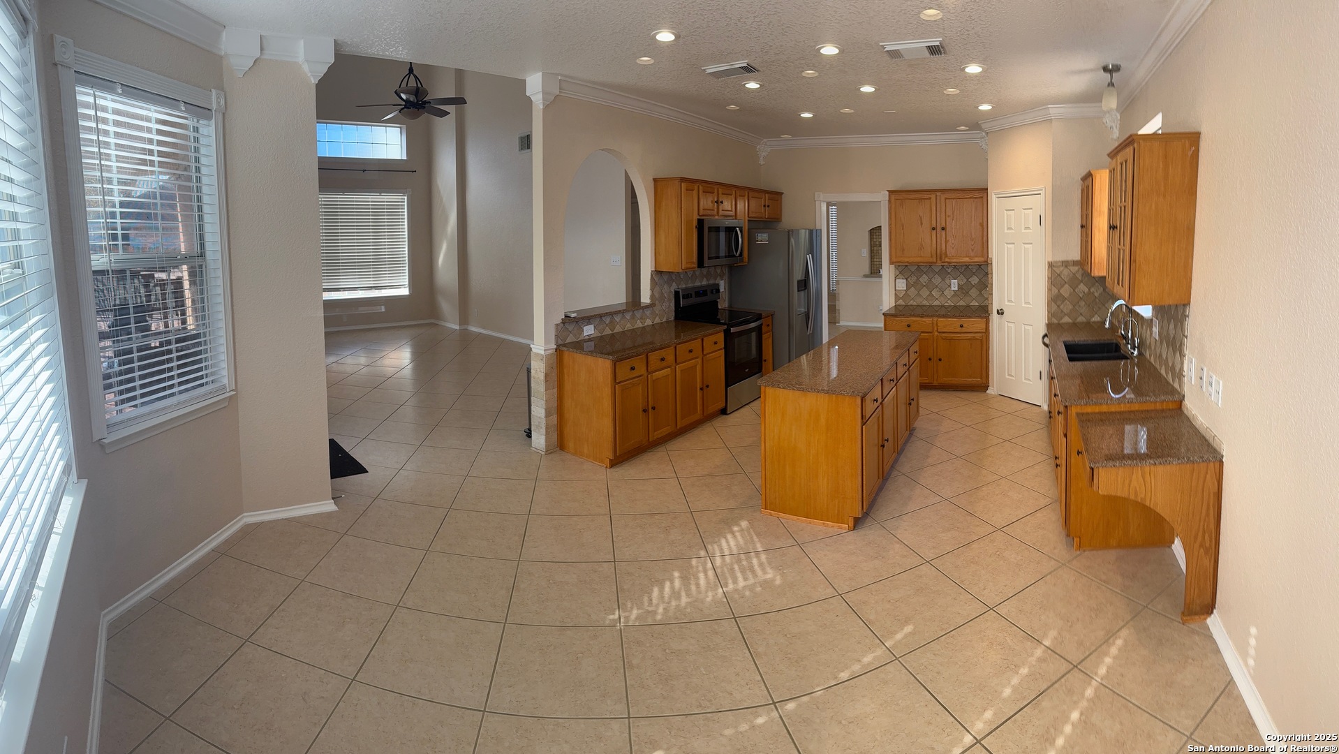 21427 Bubbling San Antonio TX 78259