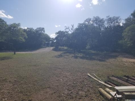 177 Laurel Ridge Drive Lakehills TX 78063