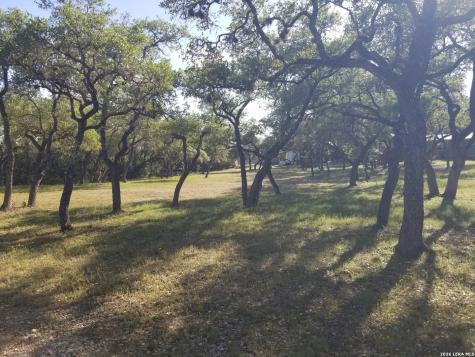 177 Laurel Ridge Drive Lakehills TX 78063