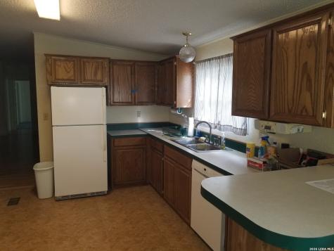 177 Laurel Ridge Drive Lakehills TX 78063