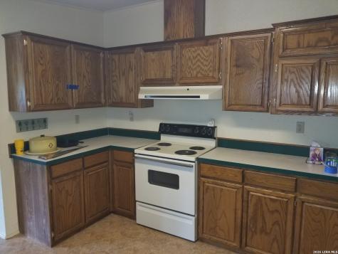 177 Laurel Ridge Drive Lakehills TX 78063