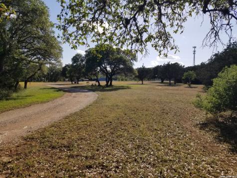 177 Laurel Ridge Drive Lakehills TX 78063