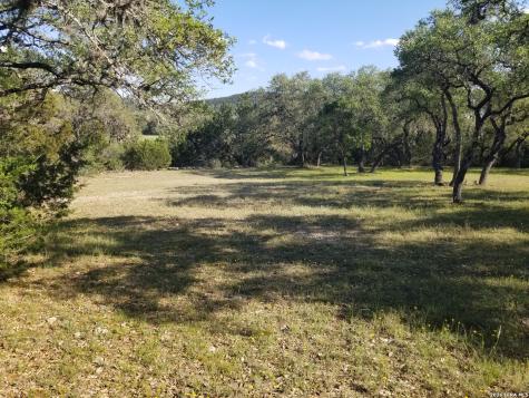 177 Laurel Ridge Drive Lakehills TX 78063