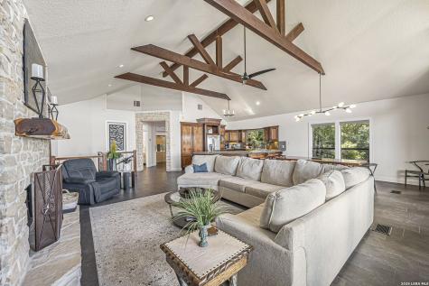 717 Riviera Canyon Lake TX 78133