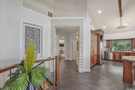 717 Riviera Canyon Lake TX 78133