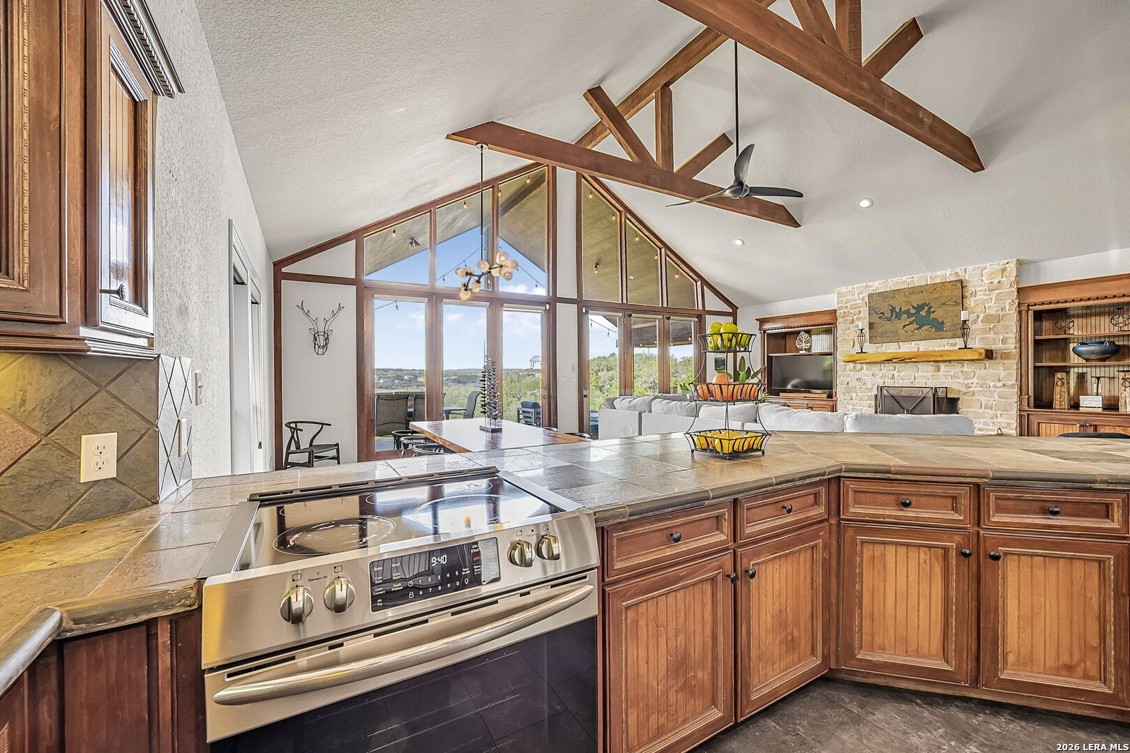717 Riviera Canyon Lake TX 78133