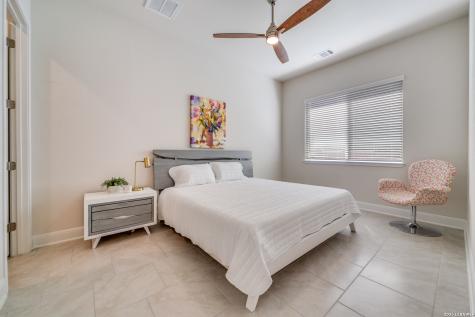 1114 Aidenbaum San Antonio TX 78260