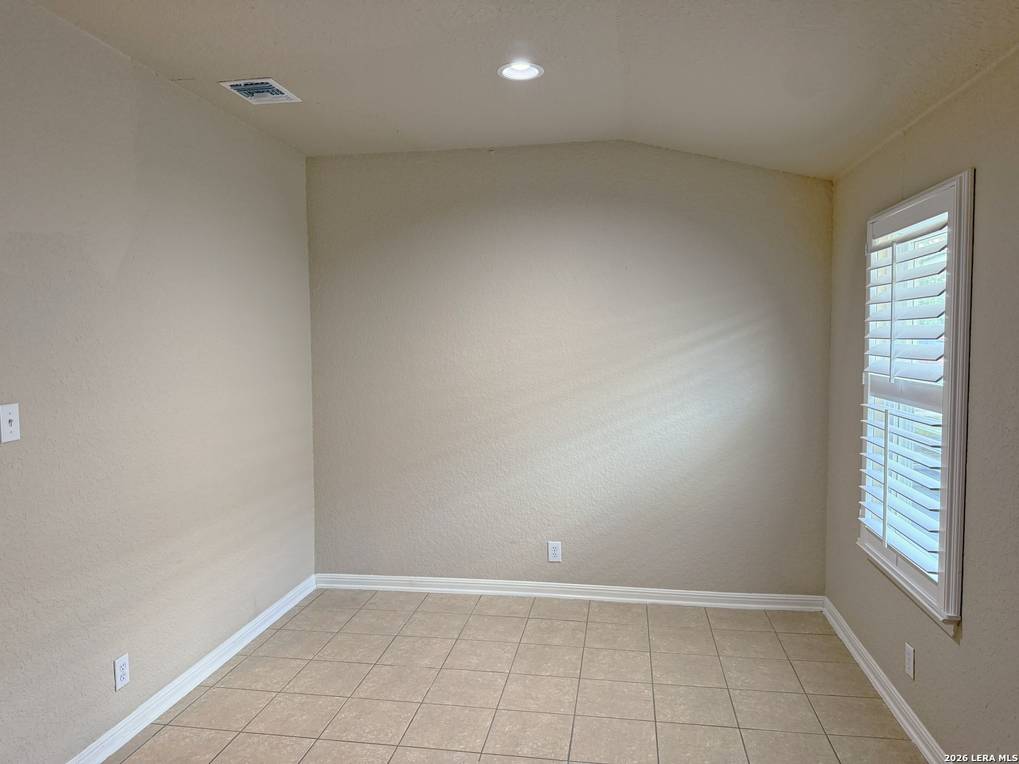6609 Charles Field Leon Valley TX 78238