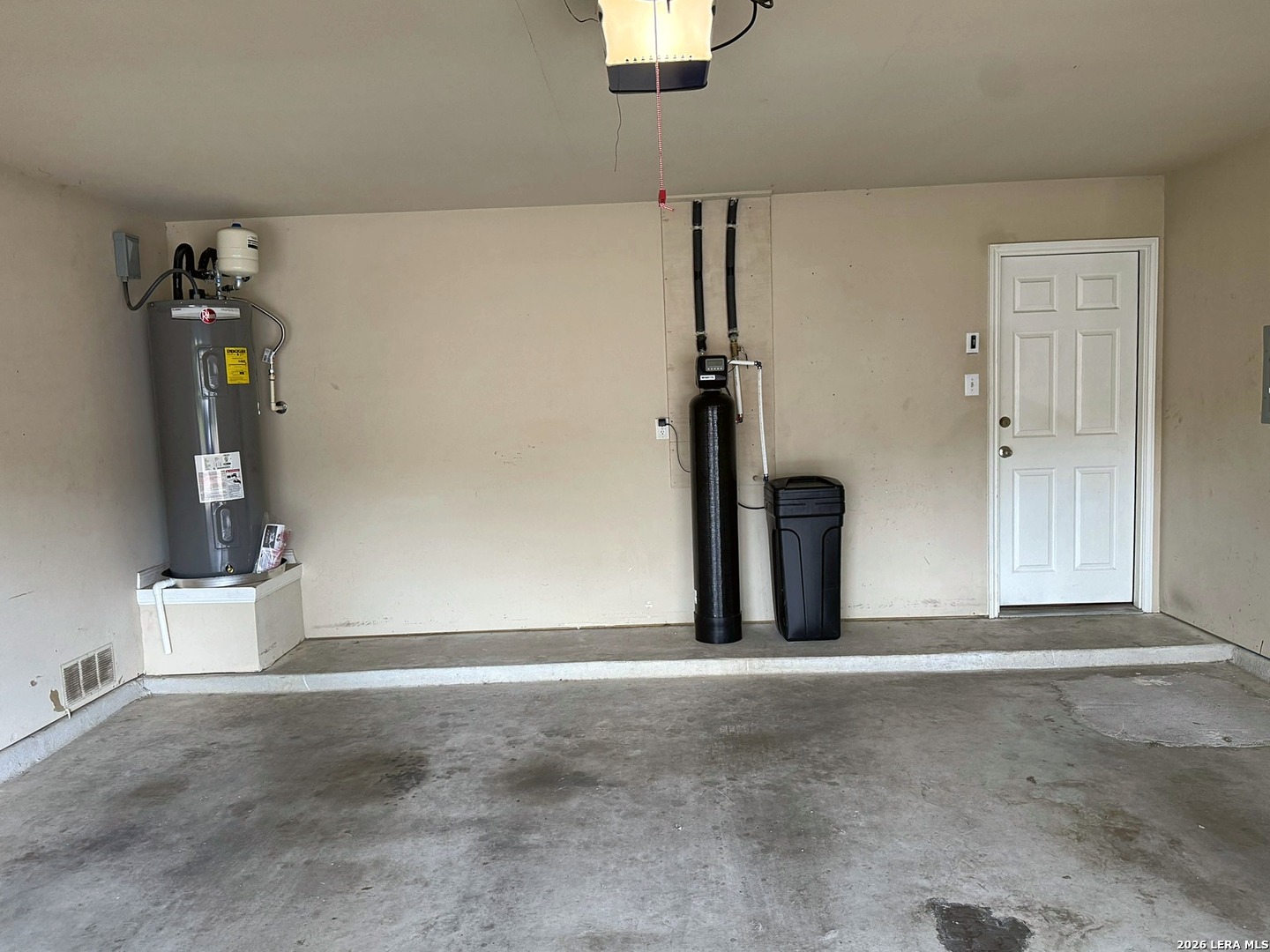6609 Charles Field Leon Valley TX 78238