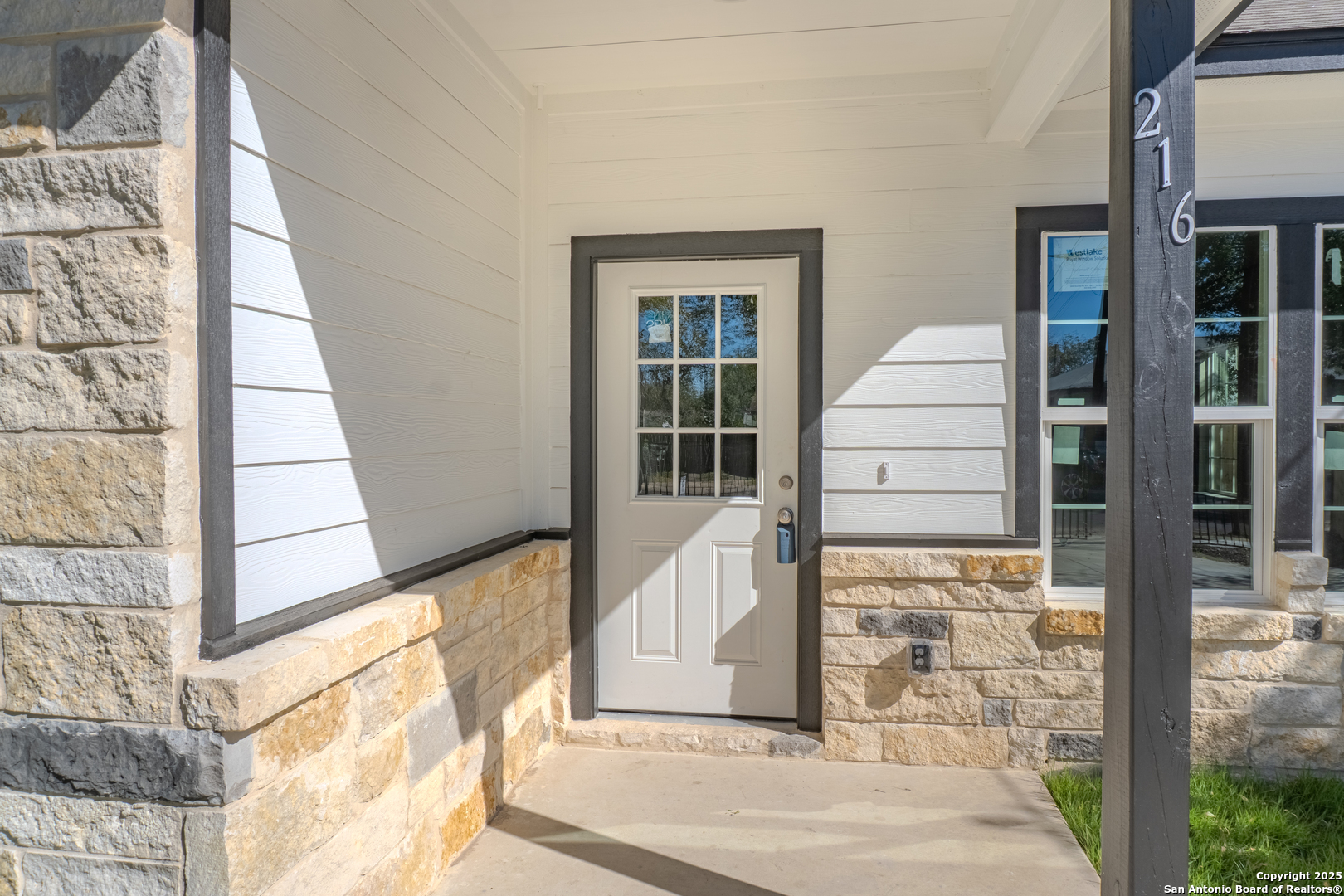 216 S San Augustine Avenue San Antonio TX 78237