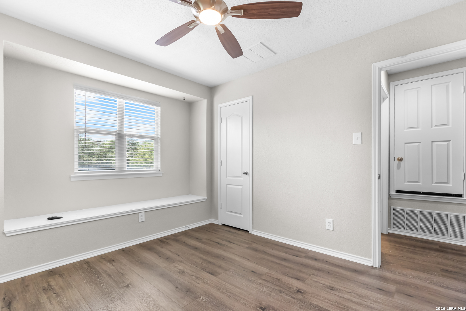 6811 Dulce Meadow San Antonio TX 78252