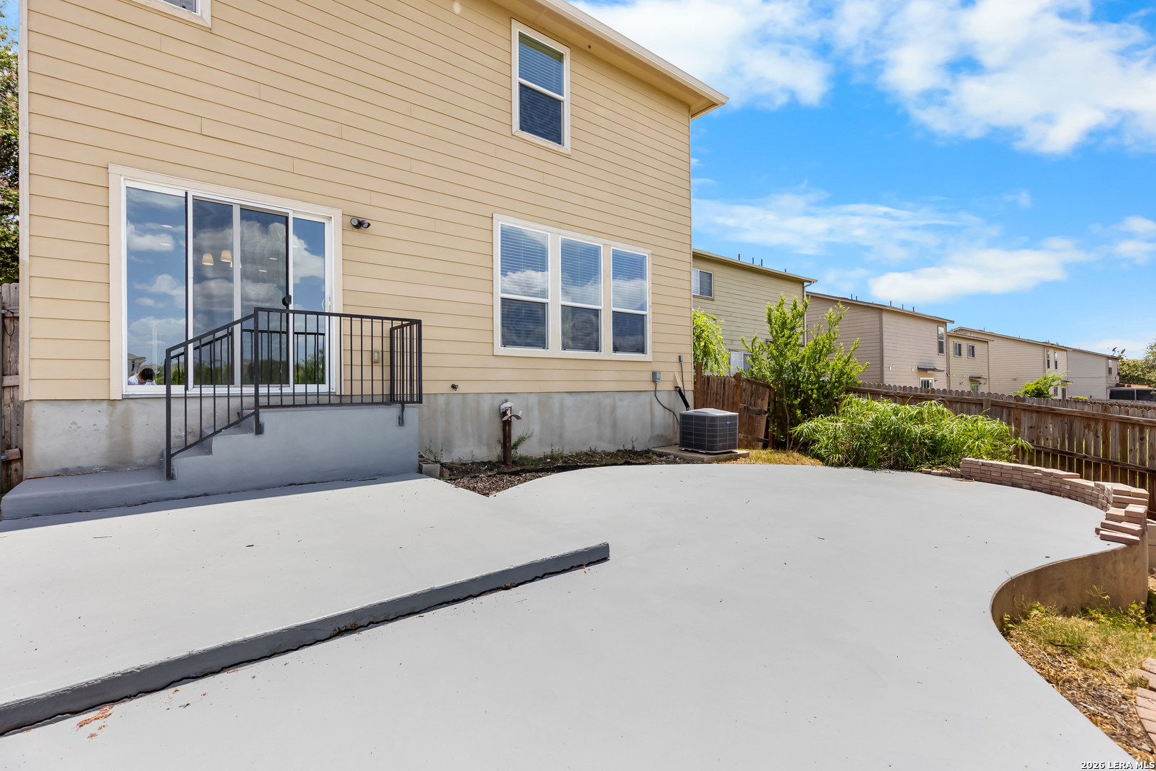 6811 Dulce Meadow San Antonio TX 78252