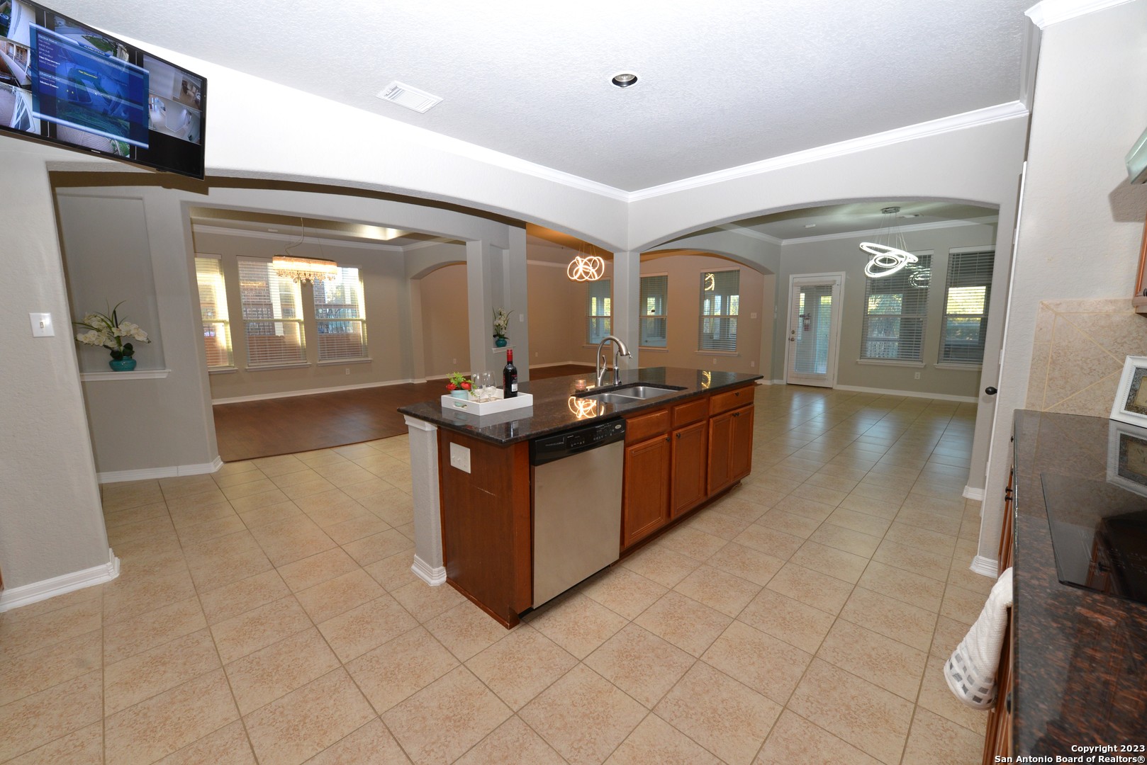 2402 Cortona Mist San Antonio TX 78260
