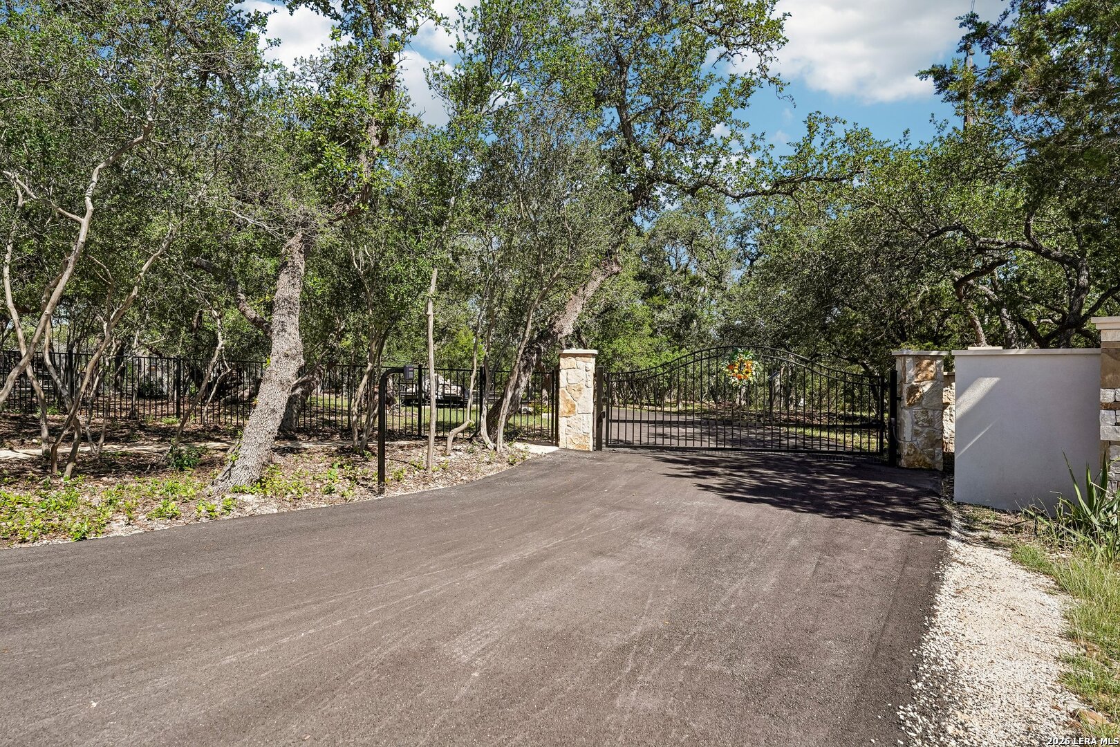 100 Mesa Drive Wimberley TX 78676