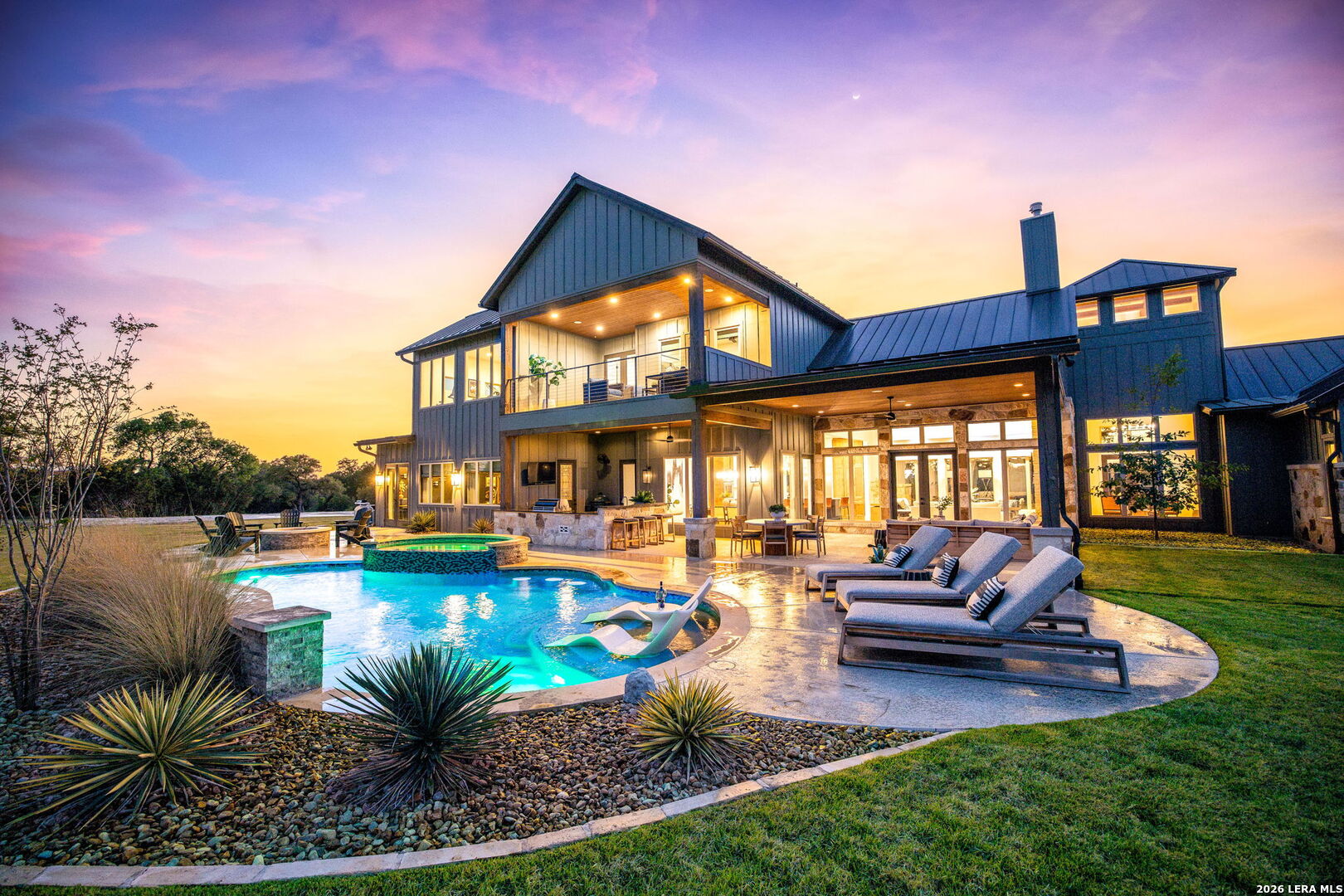 New Braunfels TX, 260 Bear Creek