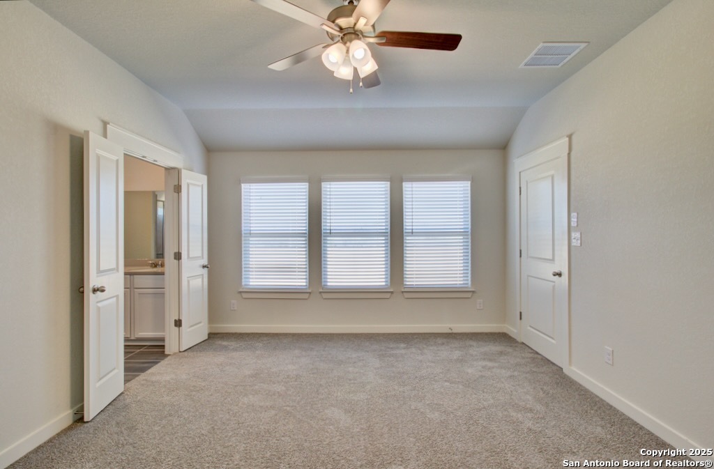 2703 Echinacea Path Converse TX 78109