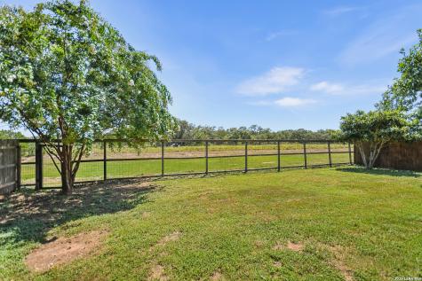 208 Winding River Boerne TX 78006