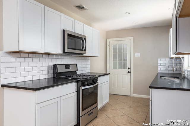 1202 El Monte Boulevard San Antonio TX 78201